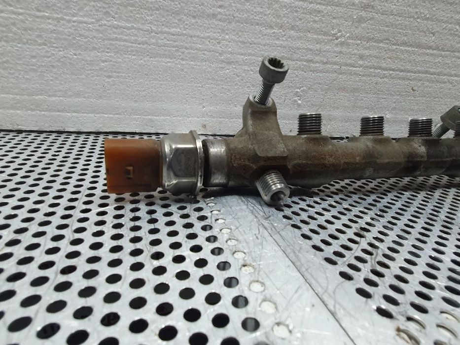 Rampa injectoare VOLKSWAGEN PASSAT CC 357 2008 - 2012 2.0 TDI CBAB, CFFB  057130764AB ; 0281006075