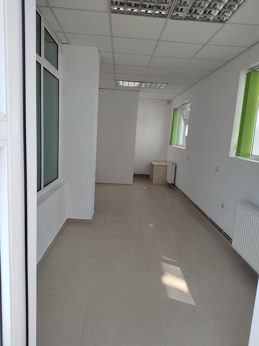 Spatiu comercial viz a vi de Balada