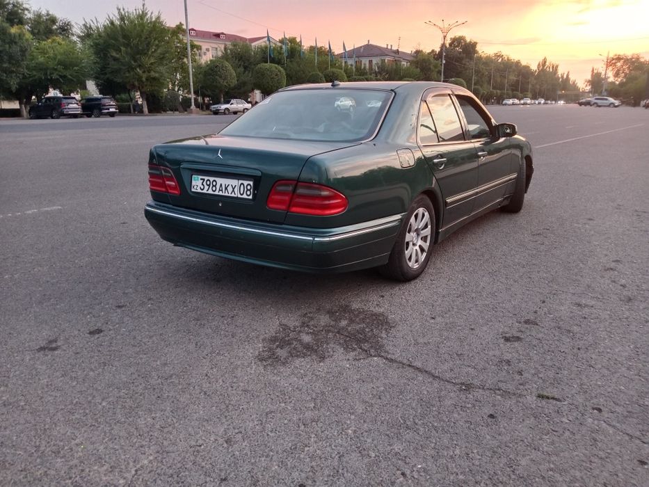 Мерседес сатылады