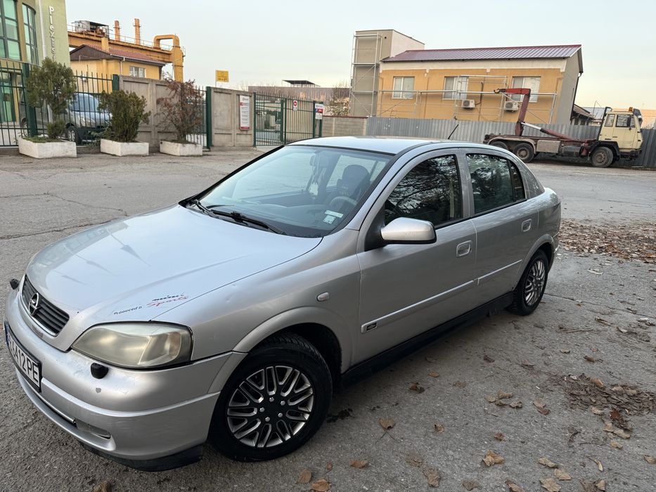 Опел Астра 1.6/84кс