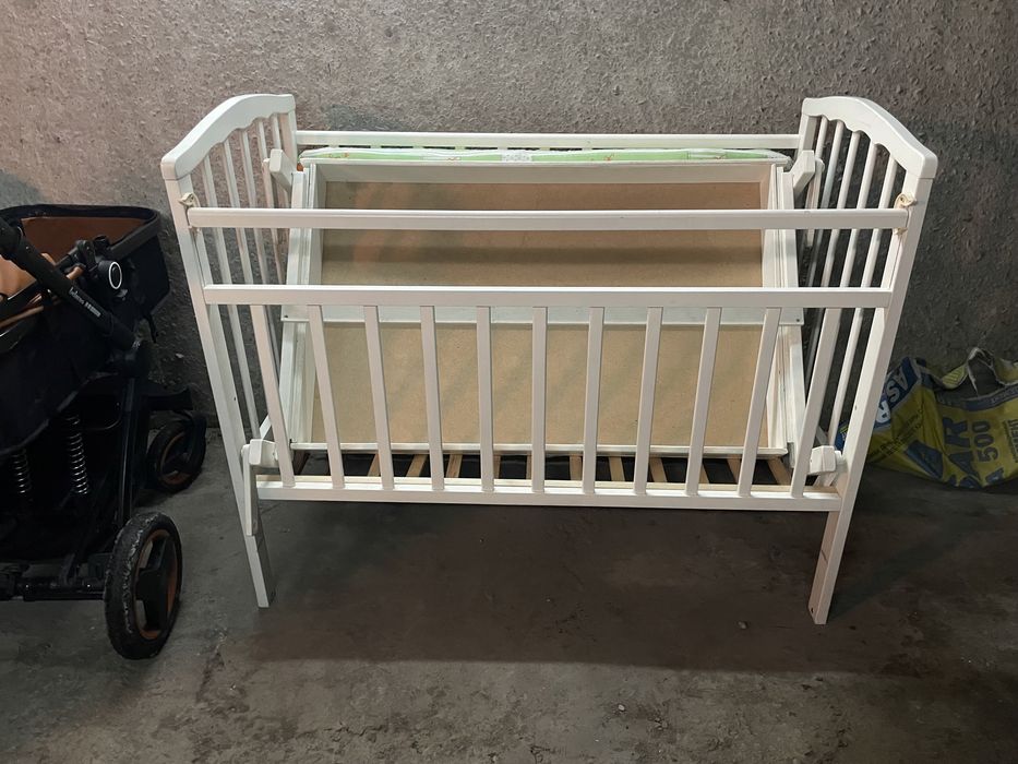 Манеж с матрасом