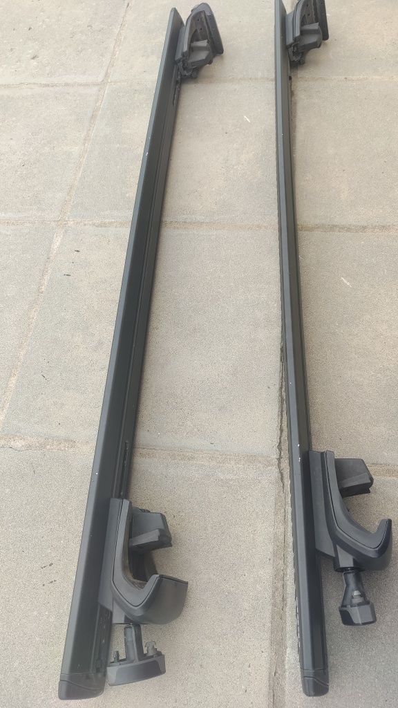 Thule Wingbar черни със захвати