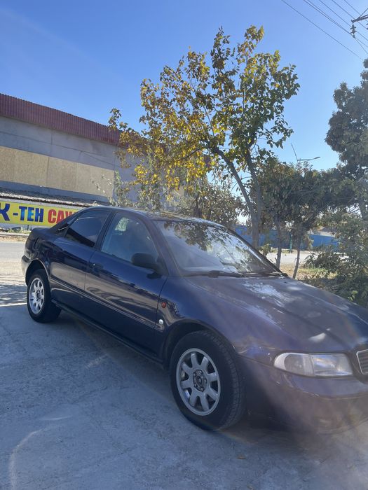 Продам машина срочно отличном состояний ………………