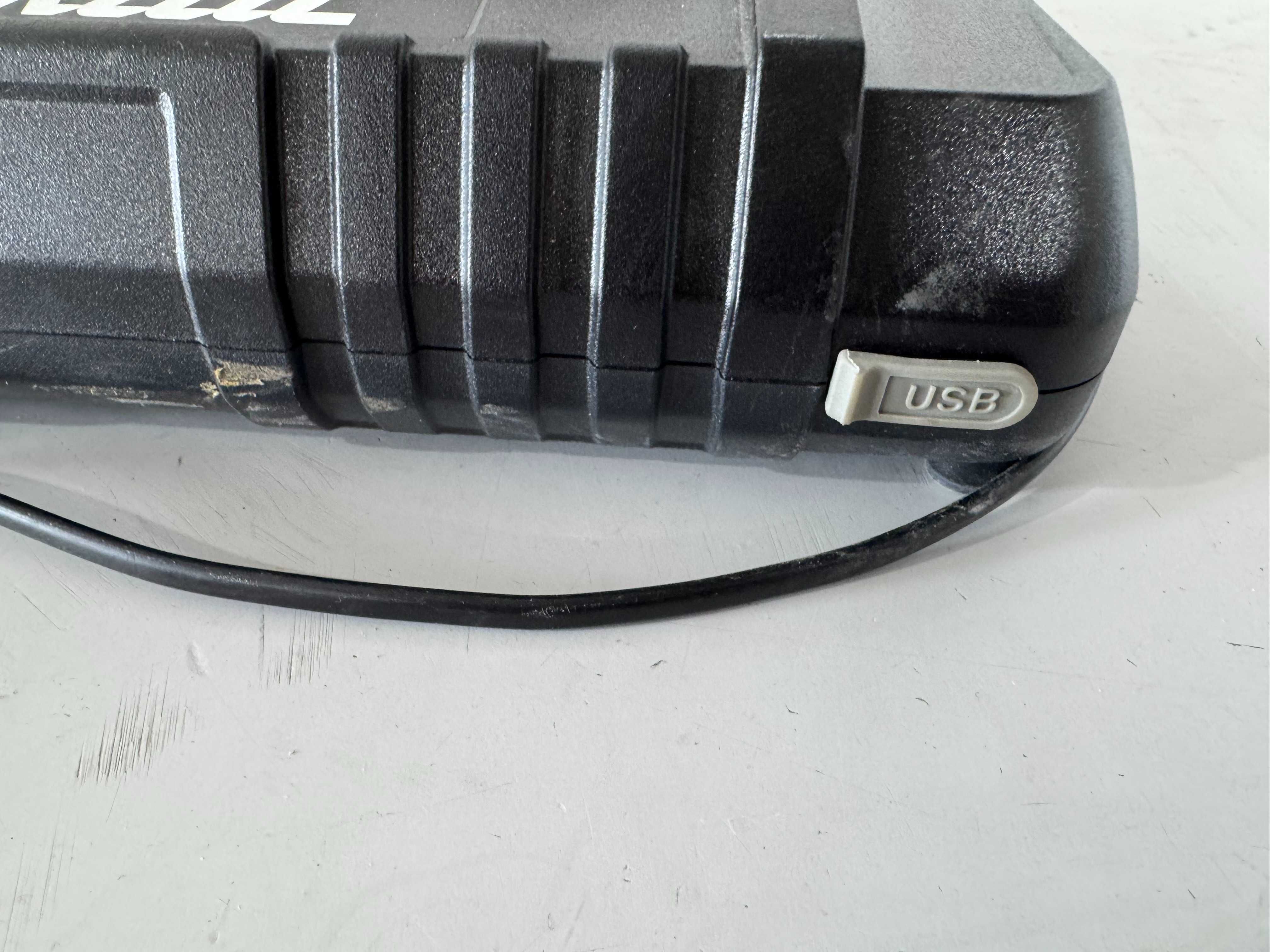 Зарядно Makita DC18RD/DC36RA