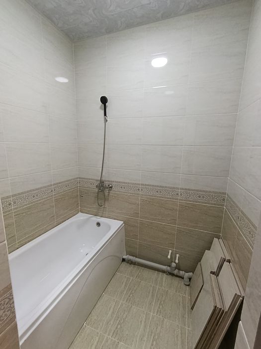 1 хона 2 хона килинган квартира сотилади. 60 квадрат