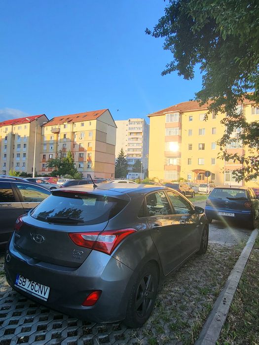 De vânzare: Hyundai i30, 2014, motor 1.6 Diesel, 266,000 km 81KW