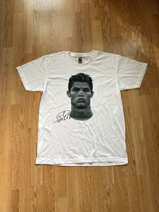 Тениски на Neymar Jr. и Cristiano Ronaldo M размер