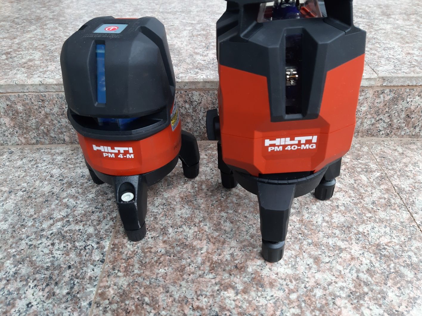 Hilti nivela cu linii