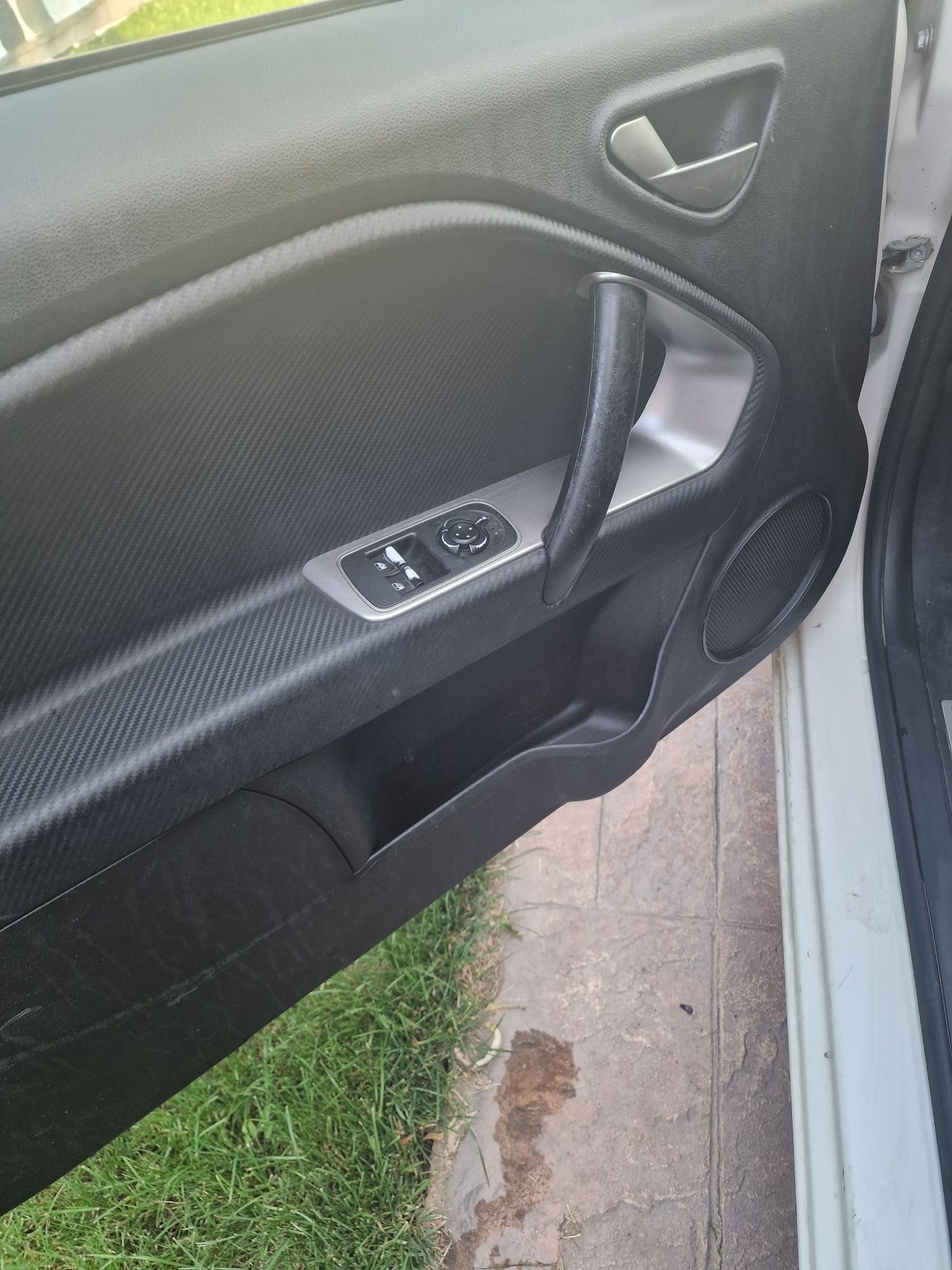 Vând mașină,Alfa Romeo Mito Automată 2012