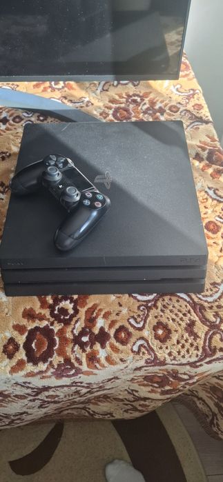 PS4 PRO 1TB + Jocuri