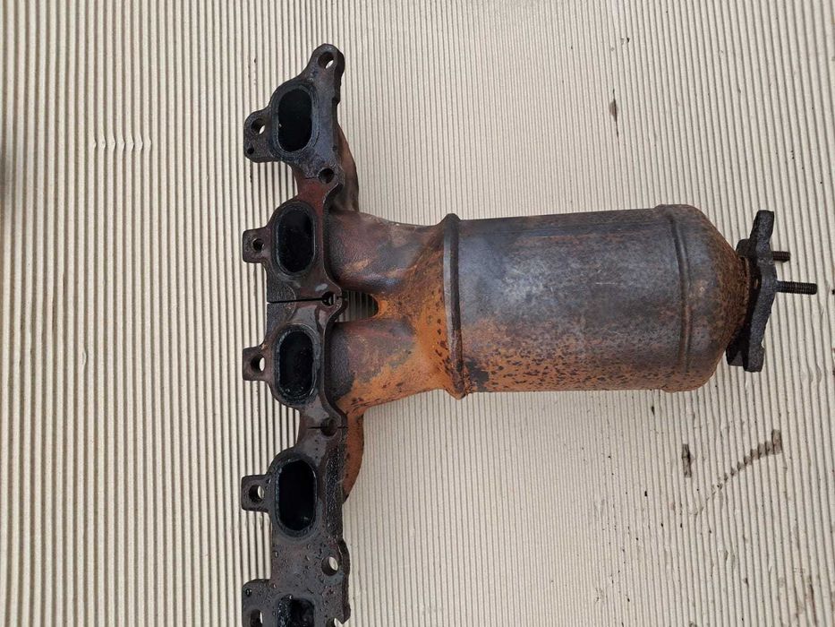 Opel Zafira B Astra H, catalizator cu galerie evacuare motor Z16XE1