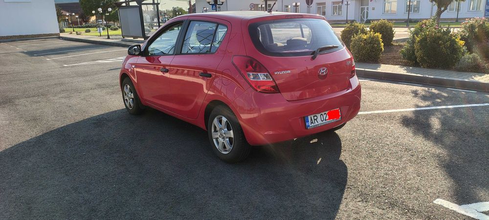 Hyundai i20 1,2 benzină, an 2009