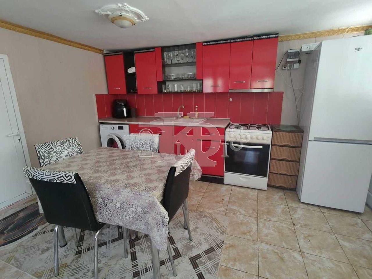 Продава се Къща в с. Карапелит, Област Добрич - 120 кв.м за 375 €/кв.м - Снимка #5