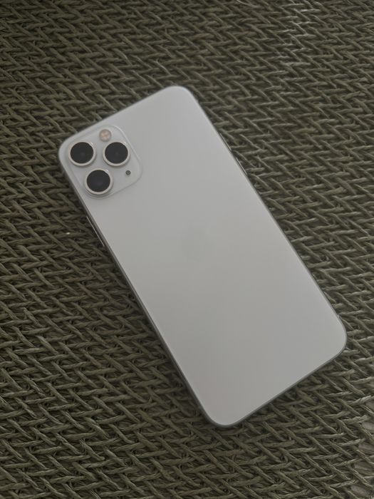 Iphone 11 pro 64 ГБ