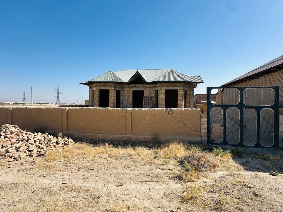 Участка сотилади Фарходдан