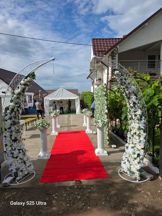 Inchiriere Corturi si aranjamente florale. Servicii Catering