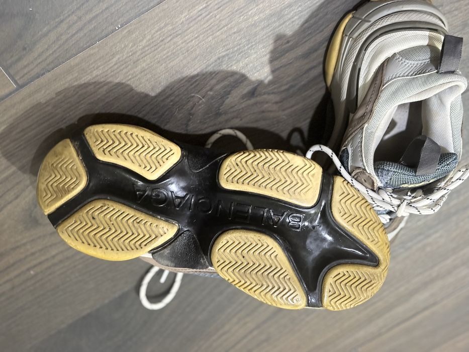 Balenciaga Grey Nubuck Leather and Mesh Triple S Low Top Sneakers