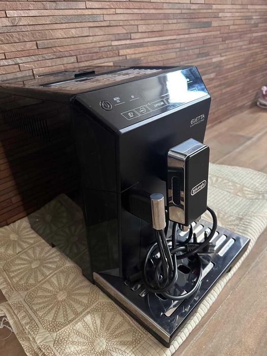 Espressor automat De'Longhi Eletta Cappuccino ECAM 44.660.B, 1450 W