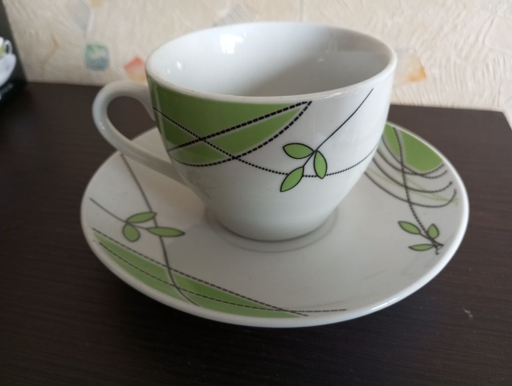 Сервиз 5 чаши с чинийки, немски, нов.