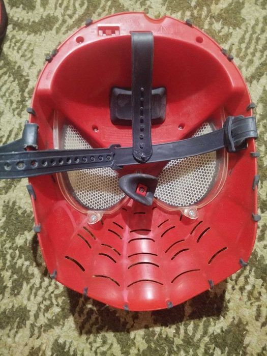 Детские костюмы и маски  на праздники