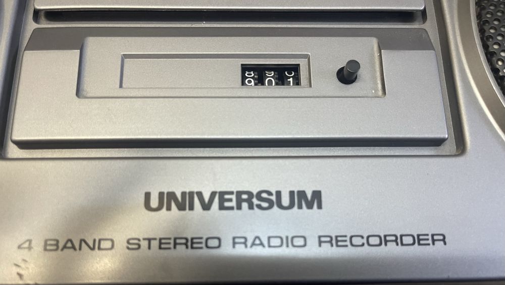Vind radiocasetofon universum