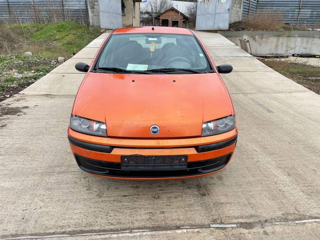 Fiat Punto 1.2 16v 2000г НА ЧАСТИ