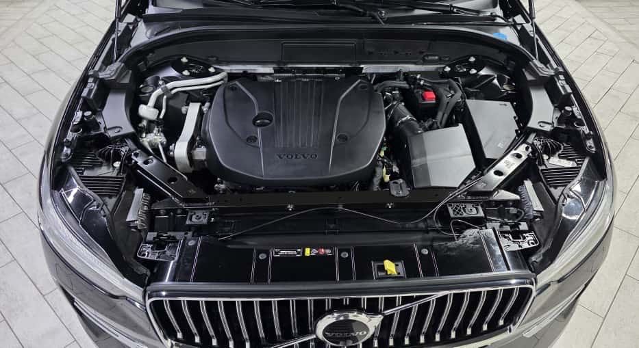 Продаётся стильный и надёжный Volvo XC60, 2022 года выпуска.