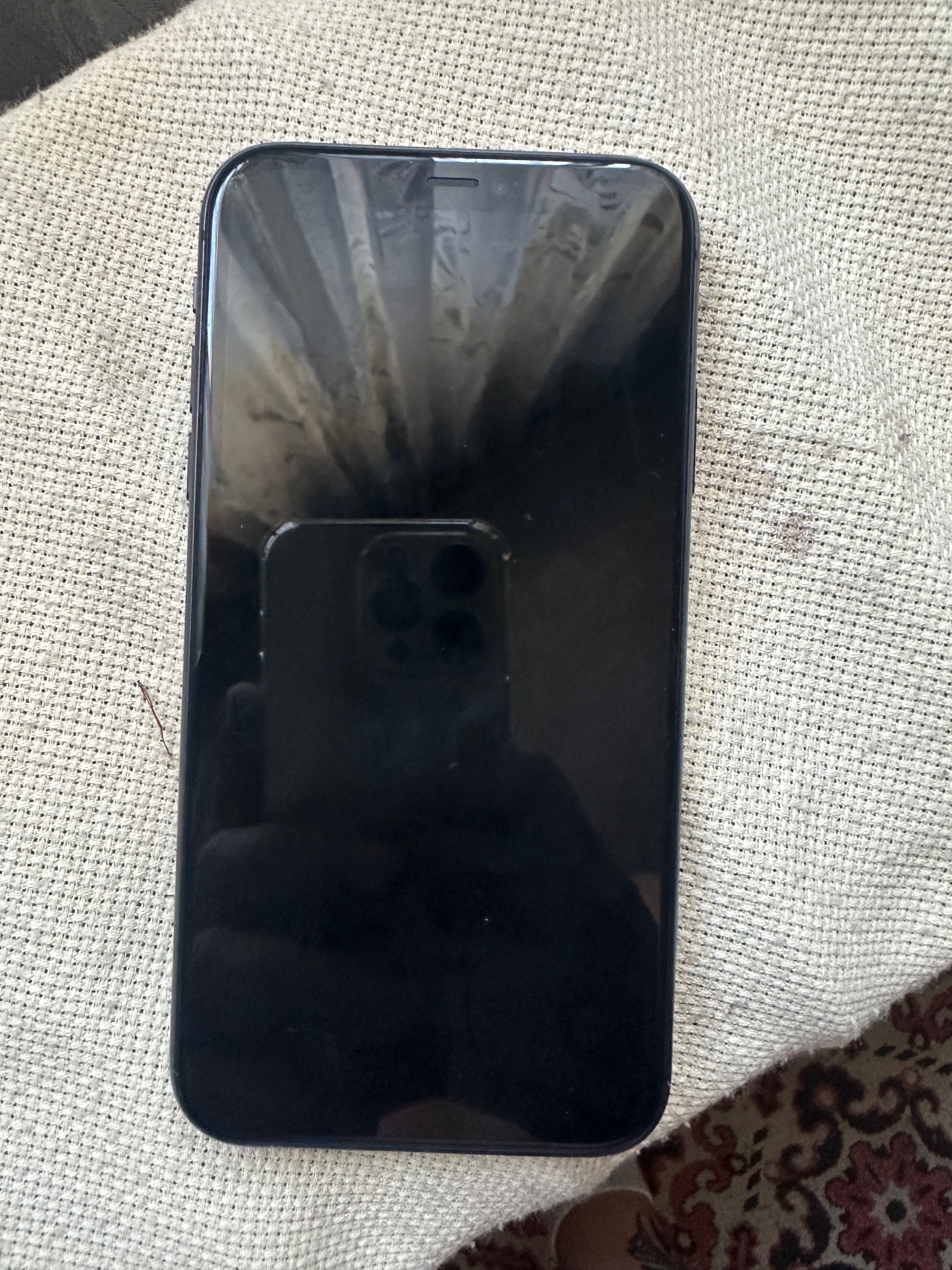 Iphone 11 90% Battery ЛИЧНО ПРЕДАВАНЕ!