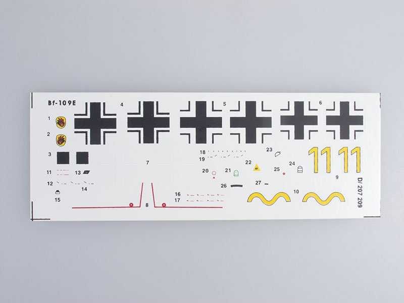 Сборная модель истребитель  MESSERSCHMITT Bf. 109E масштаб 1:72