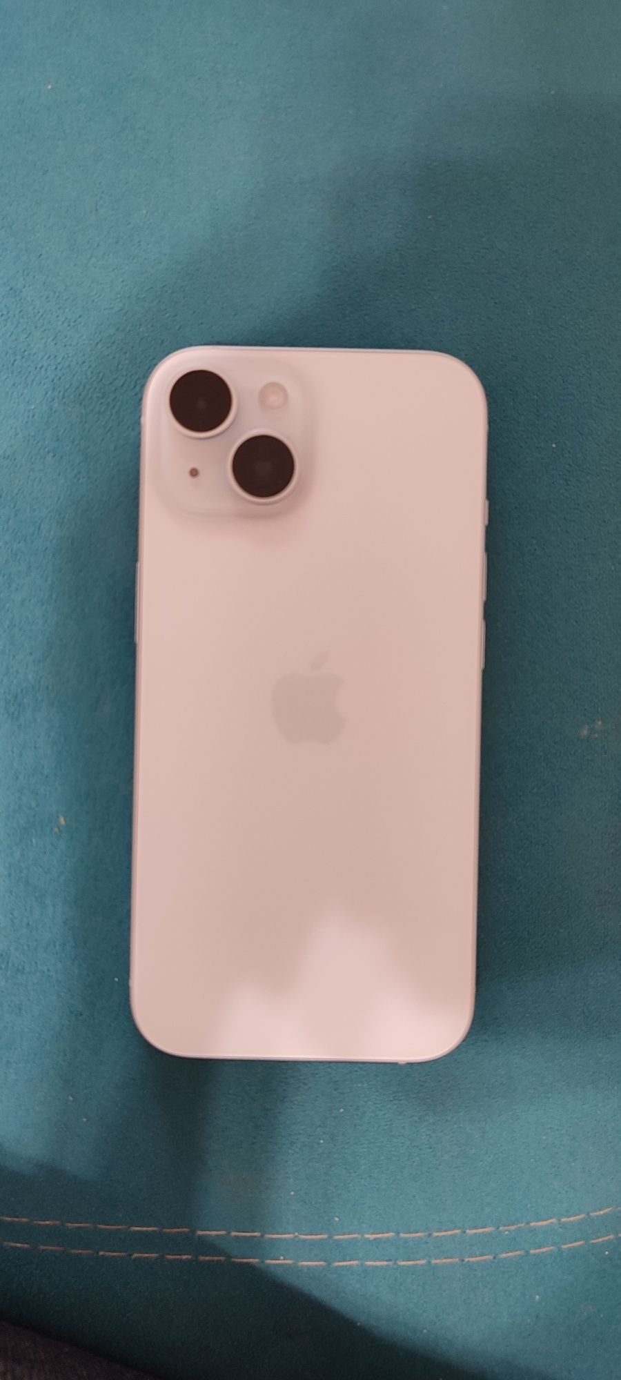 Iphone 15, 128gb, емкость 100%