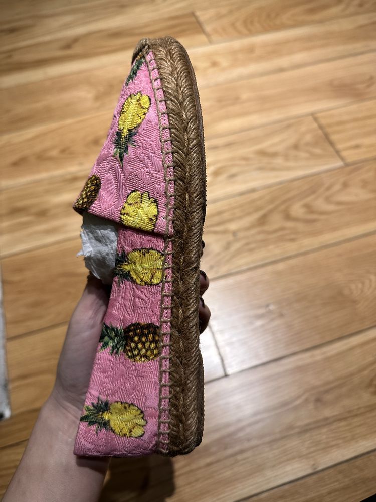 Dolce and Gabbana espadrilles последно намаление 300лв