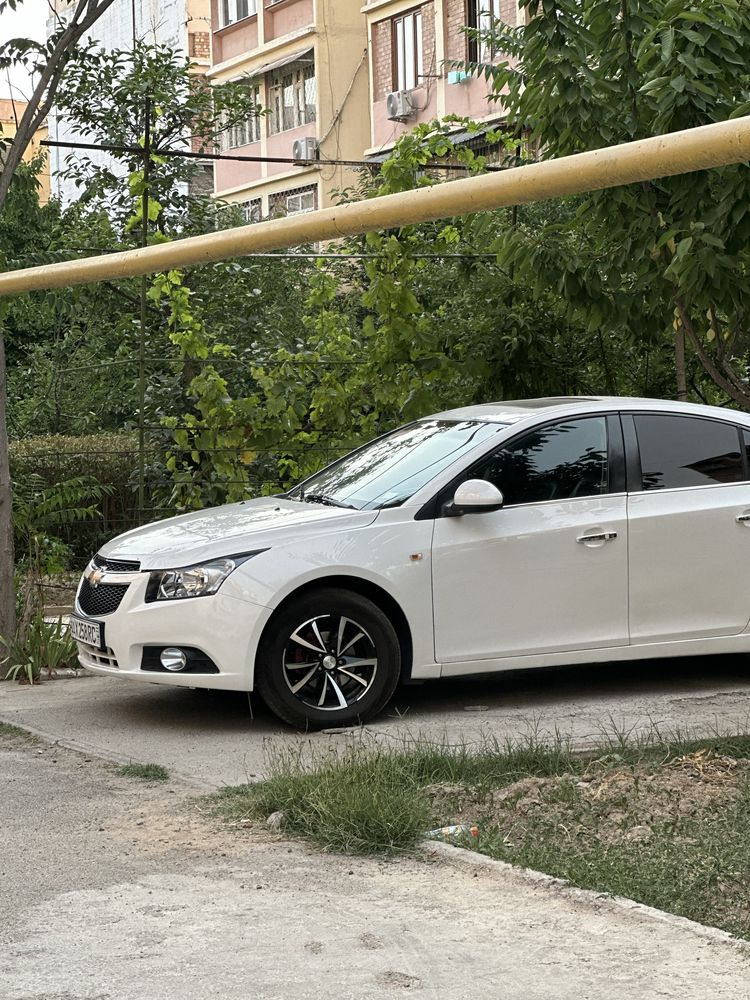 Chevrolet Cruze Lacetti