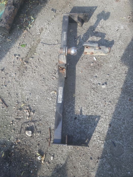 Cîrlig remorcă si cupla