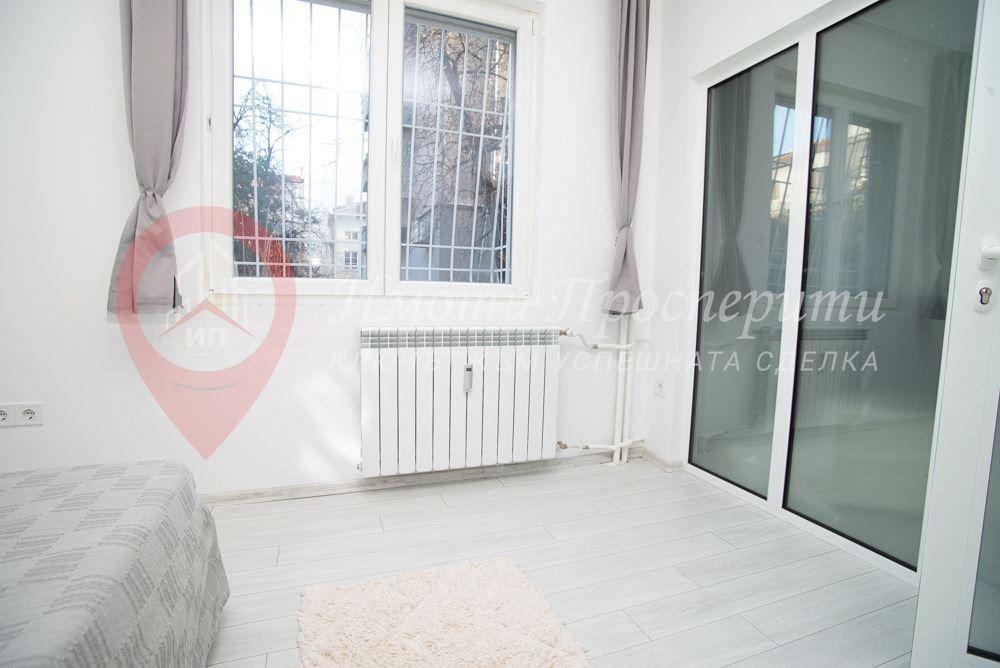 Дава се под наем Двустаен апартамент в София, Център - 42 кв.м за 799 € - Снимка #7