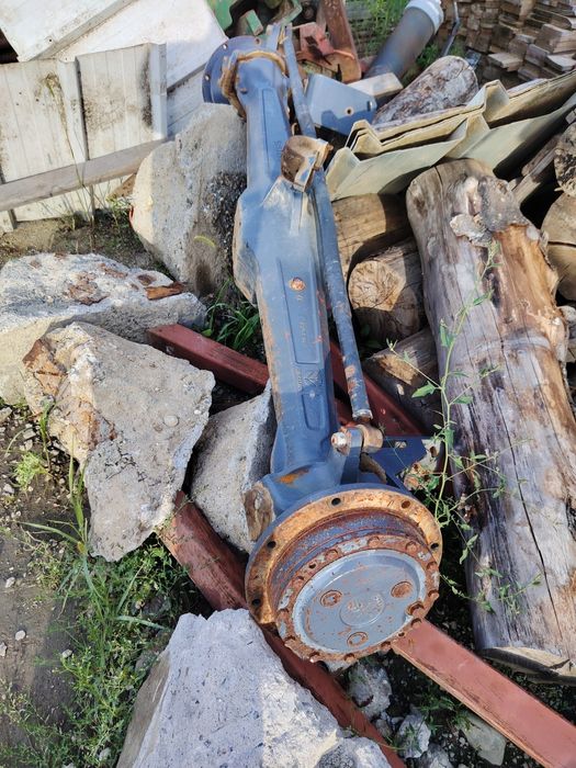 Punte fata tractor new holland 8340