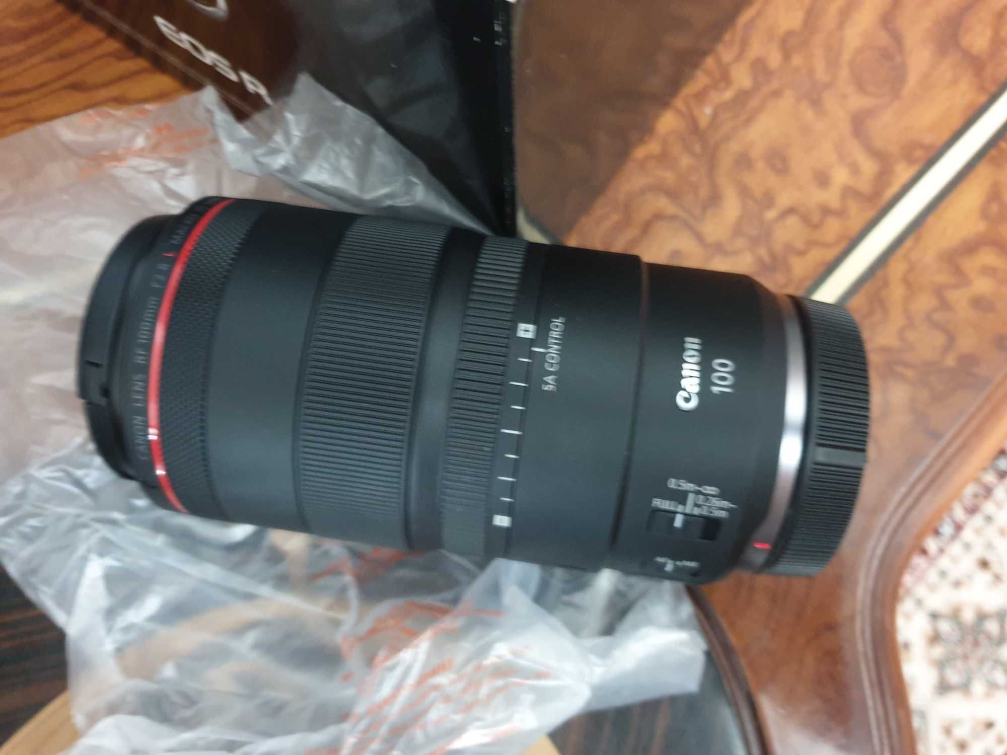 Продам Кенон R c RF 100mm 2.8 новая для стомотологов