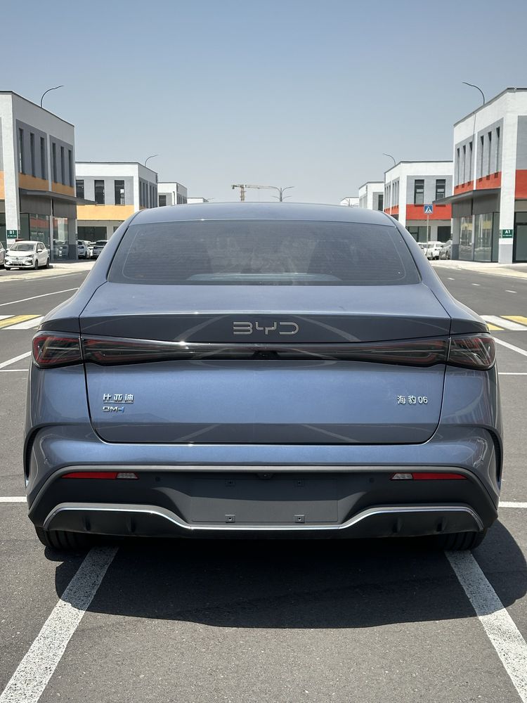 BYD Seal 06 DM-i (Gibrid) - 2024