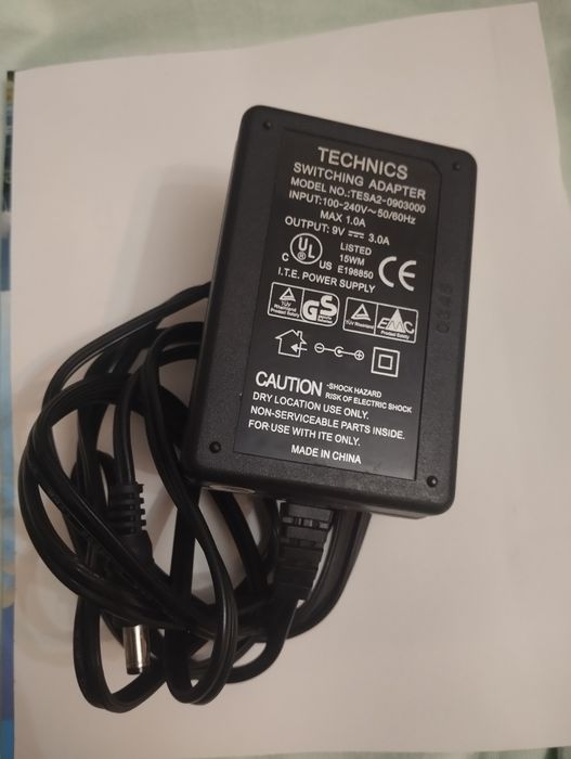 Оригинальный блок питания 9 V 3.0 A