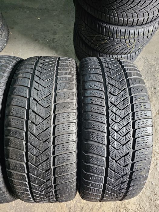 4 anvelope iarna 225 45 18 Pirelli Runflat 2021