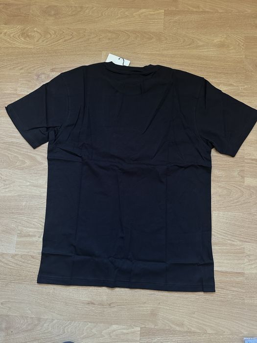 Tricou Burberry nou cu eticheta