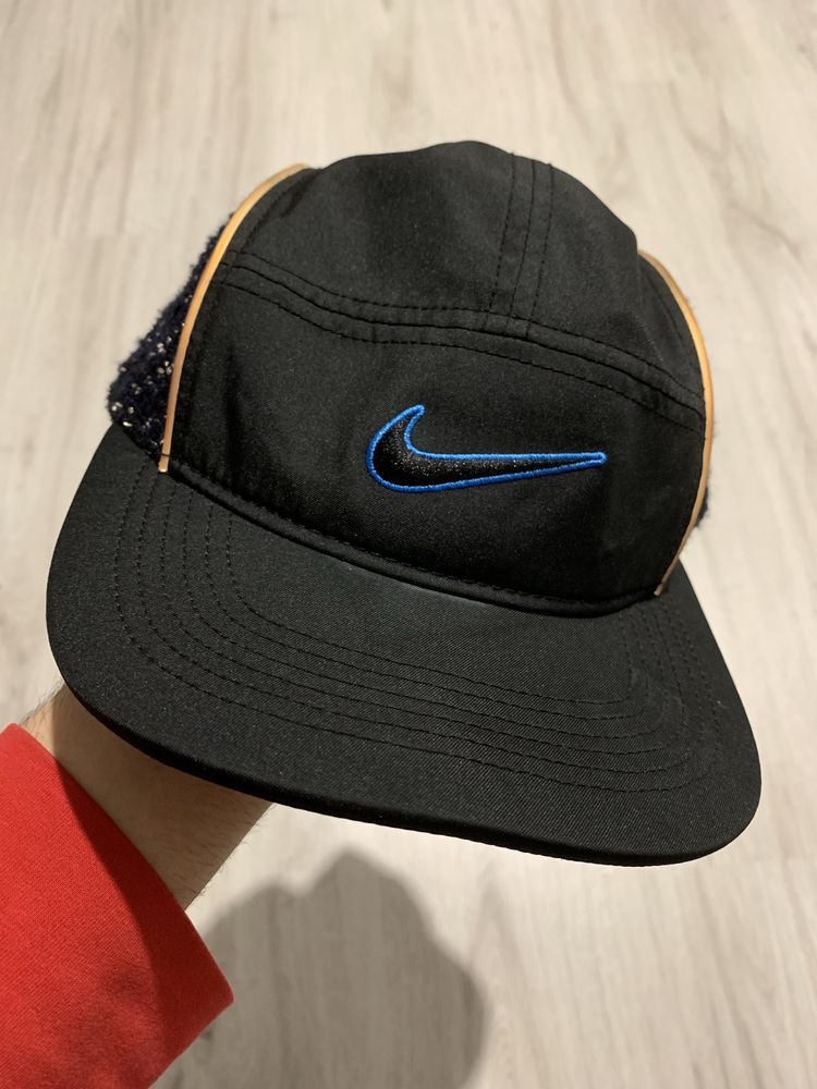 Sapcă Nike X Supreme originală