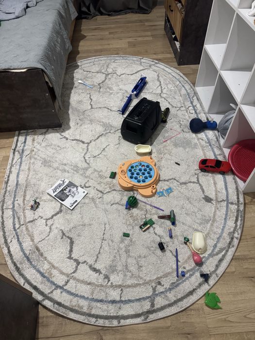 Ковры в отличном состояний