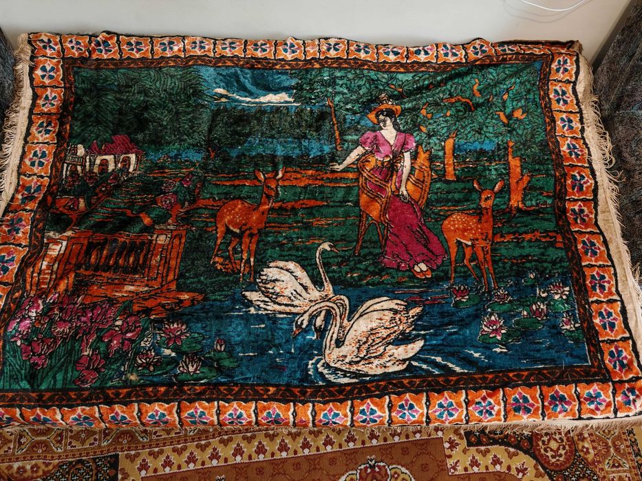 Carpete vechi, Cina cea de taina, Rapirea din Serai, altele