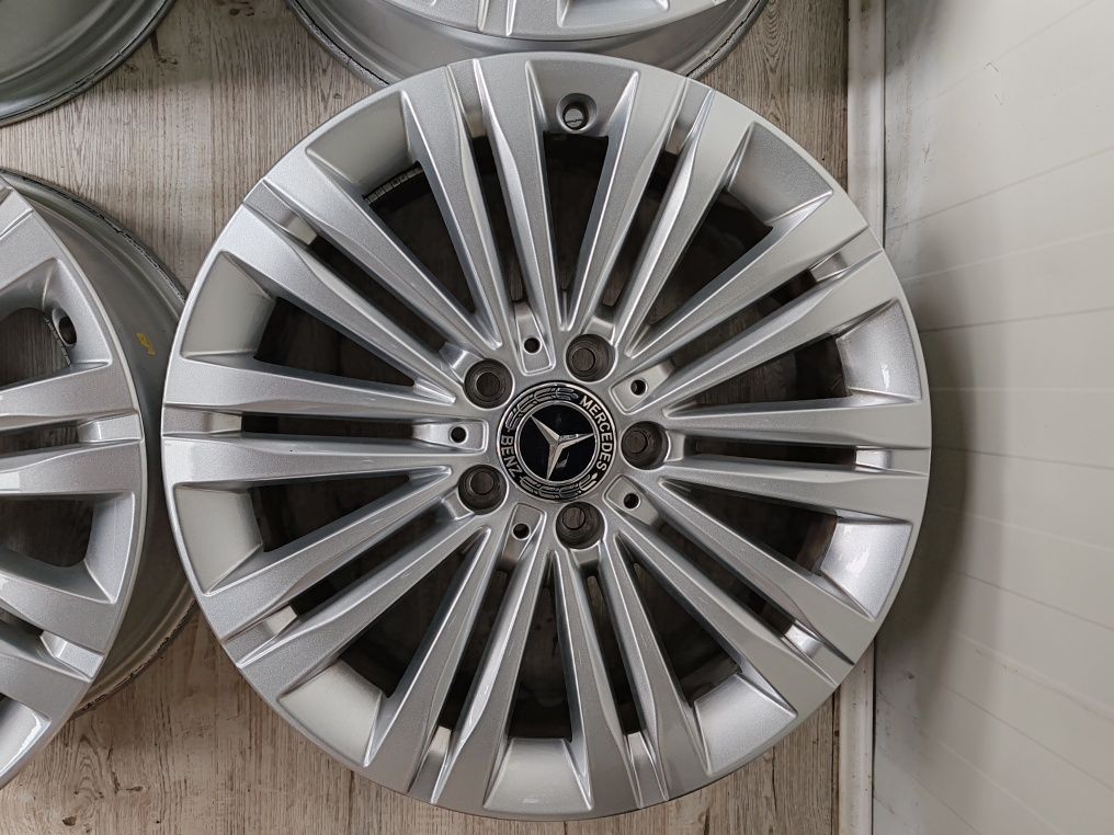 Jante pe 17'' Mercedes