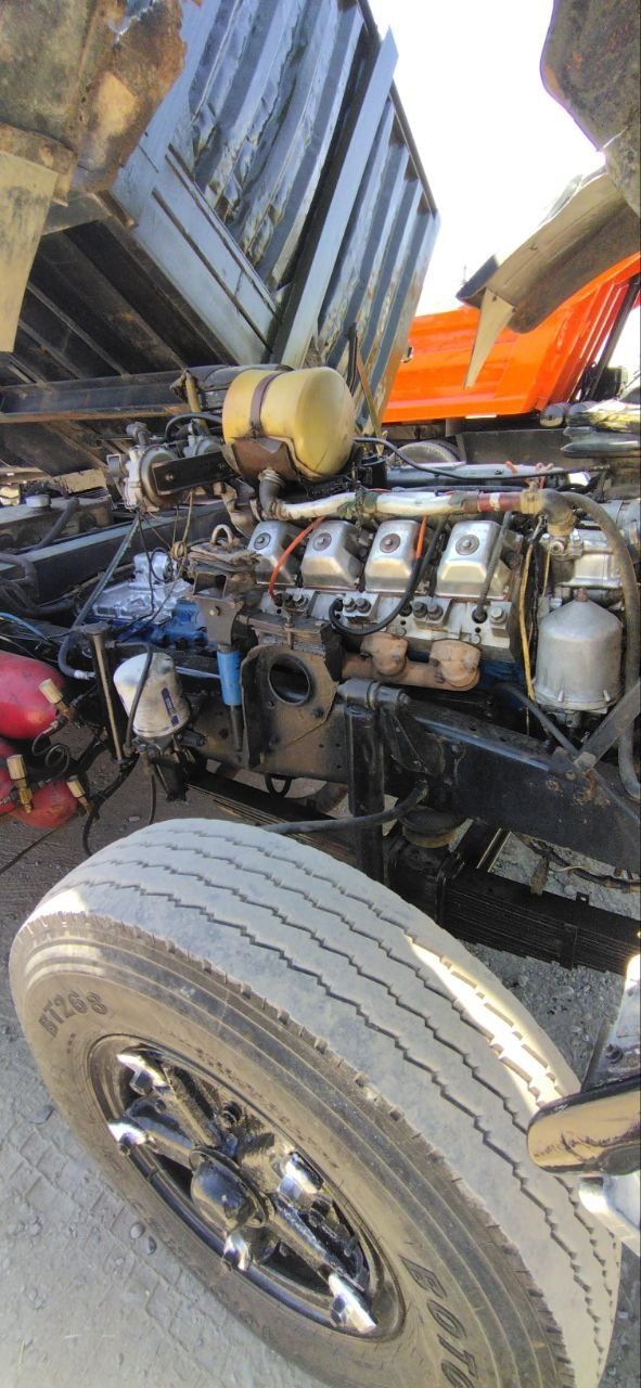 Kamaz sotiladi. Selxoz tayyor olasiz minsiz.