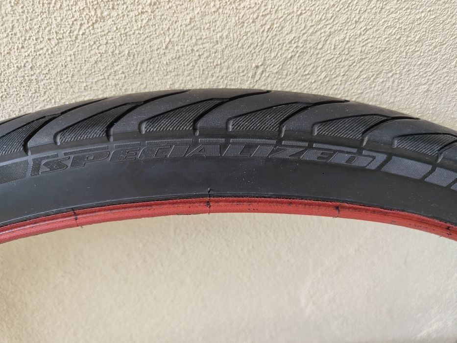 Vând anvelope Specialized de 28 inch