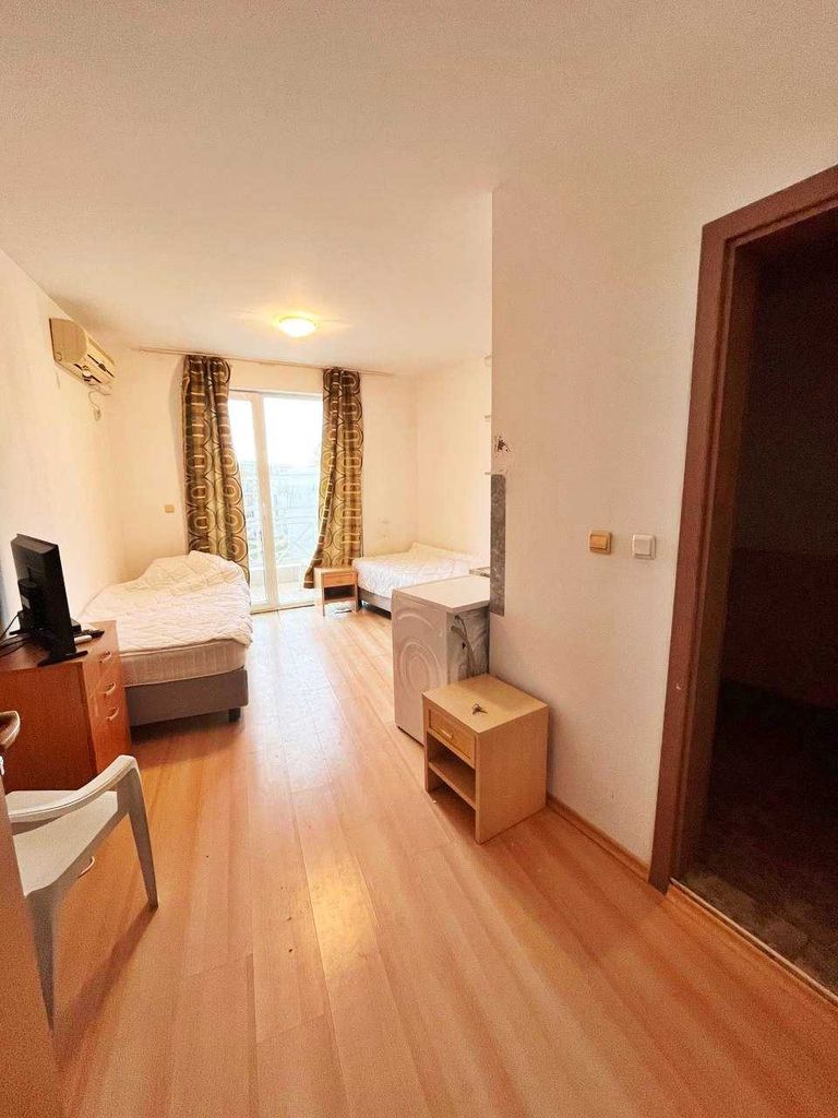 Продава се Едностаен апартамент в к.к. Слънчев бряг - 32 кв.м за 1000 €/кв.м - Снимка #3