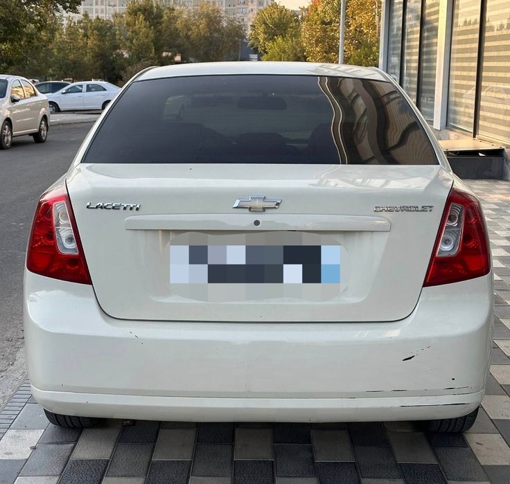 Gentra MT 2014 тоза, не крашенный