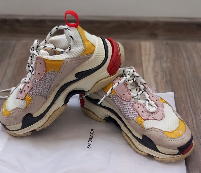 Balenciaga-Уникални