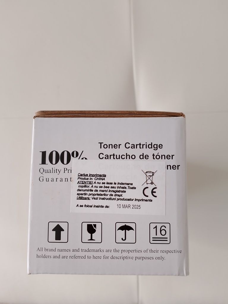 Vând toner Kyocera TK-1140 Negru,nou nouț sigilat ,la cutie.